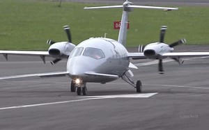 意大利比亚乔公司P180-INKY