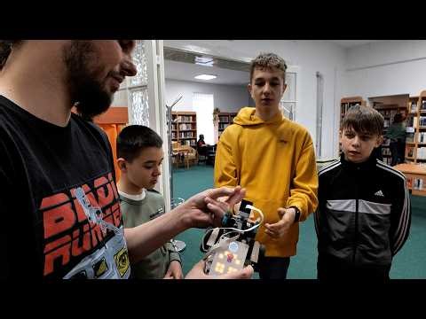 ROBOTOK A KÖNYVTÁRBAN - ÉLMÉNYDÚS ROBOTIKAÓRA KISKUNMAJSÁN