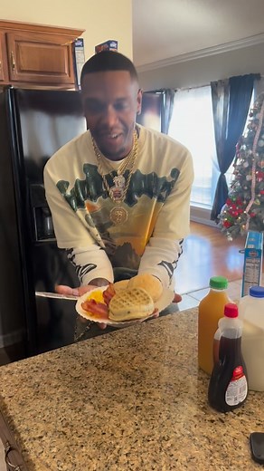 Eating Breakfast With Duke🔥🔥🔥🔥 | The Kitchen Restaurant “3275 Austin Peay Hwy”