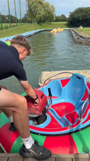 Heatherton World of Activities on Instagram: "🎉We’re Hiring for the 2026 Season🎉 We’re getting gearing up for another exciting season at Heatherton, and we’re on the lookout for fun, friendly and reliable people to join our team!🙌🏻 We have a range of roles available, including: 🎯Activity Assistant ☕️Catering and Retail Assistant 🧗Tree Tops Trail Instructors 👨‍🔧Warden (Florence Springs Lodges and Glamping) 🧩Escape Room Games Master Whether you’re looking for seasonal, part-time or perman