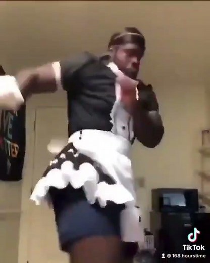 Black guy dancing meme 😂😂😂