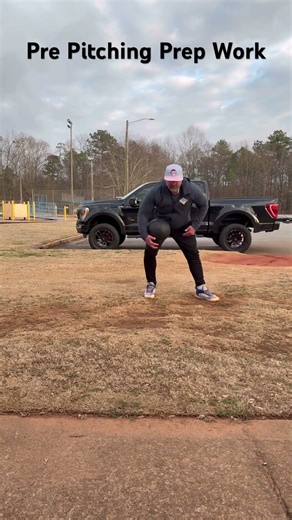 PrePitching prep work: 2 Med Ball Exercise to prep to throw hard #baseball #pitching #pitchingcoach