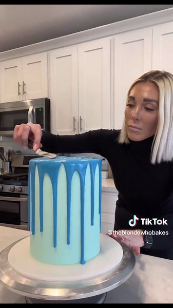 Mesmerizing Blue Drip Cake Decorating Tutorial