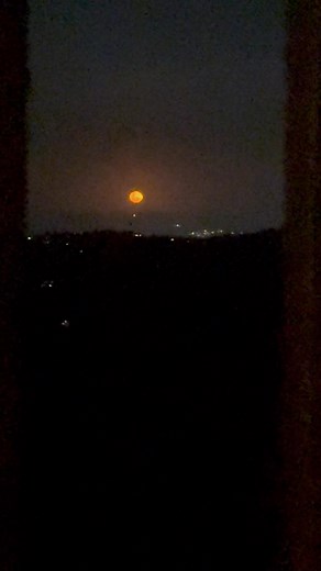 The moon is red tonight. ☄️ | Evie Lee
