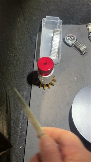 Hope this helps somebody else. #watch #vintagewatchrepair #vintagewatch #seiko