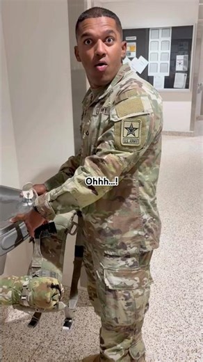 While I was taking water the video took an unexpected turn, a soldier running without Battle Buddy.