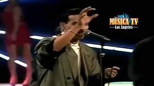 104K views · 10K reactions | Lluvia de Eddie Santiago por MUSICA TVLA | MUSICA TVLA | Facebook