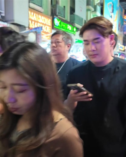 Thiland night#walk #viralvideochallenge | Nixo