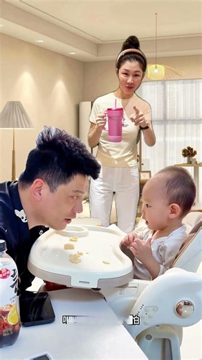 🥰 Cute baby funny video with warm baby moments #funnybaby #cutebaby #babyfunny #babymemes #cutekid