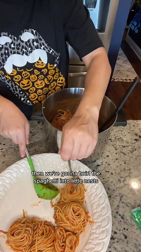 36K views · 150 reactions | Iconic Halloween dinner!   #halloween2025 #eyeballspaghetti #halloweendinner | Steph Gigliotti Real Life Recipes | Facebook