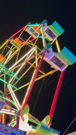 Salisbury Charter Fair is in town 🎡⭐ Enjoy a variety of rides, refreshments & games! Open daily from 11am-10pm on Salisbury Market Place until Wednesday 22nd October. 🎢 Brave TWO main thrill-seeker rides 🤹 Play fairground games 🍭 Indulge in sweet treats, street food & refreshments 🎡 Try a range of rides | Salisbury City Council