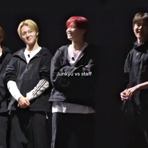 again and again junkyu vs staff editor 😭 semua menolak junkyu macho #TREASURE_YG #TREASURE #FYP #JUNKYU