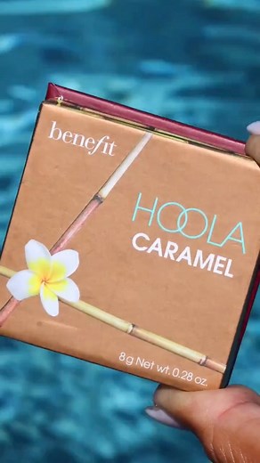 Summer has ended but the (fake) tan lives on with Hoola Caramel ☀️ | Benefit Cosmetics