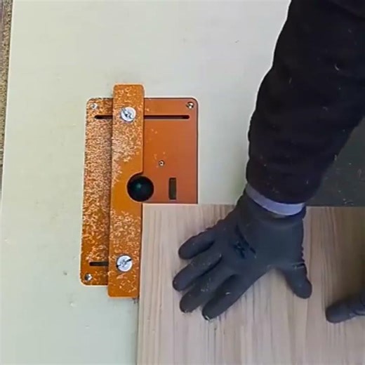 Wood Milling Slotting Chamfering Trimming Machine Balance Board Rout