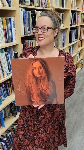 Sabrina Carpenter – EVOLution – The Album That Defined Her Sound ✨