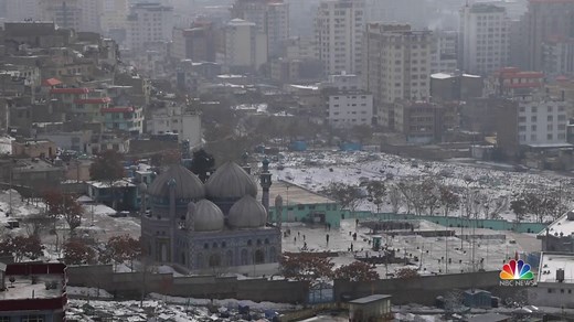 Humanitarian crisis in Afghanistan as dozens of Americans remain trapped