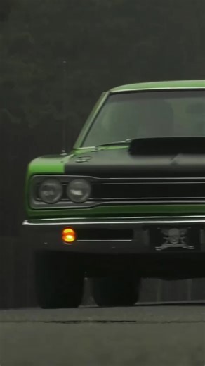 10K views · 126 reactions | From rust buckets to road-ready—250 episodes and counting.  Watch a new episode of Graveyard Carz tonight at 10|9c on MotorTrend. Stream the entire season on discovery+ and Max this Fall! | MotorTrend TV | Facebook