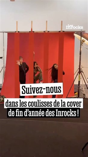 Les Inrockuptibles on Instagram: "Dans les coulisses de la dernière cover de l’année des Inrocks avec Clara Luciani, Miki, Hafsia Herzi et Jarvis Cocker ! ✨ Best of 2025 – Les Inrockuptibles ✨ Un concentré de nos chocs de l’année . Clara Luciani, Hafsia Herzi, Jarvis Cocker et Miki, quatre artistes qui incarnent à leur manière la liberté, la modernité, la création sans compromis. Un numéro choral, pensé comme une fête : des rencontres, des entretiens au long cours, une compil des 100 morceaux in