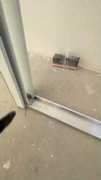 Como montar porta otimizi embutida no drywall de correr