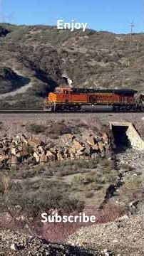BNSF brakes on Cajon’s downhill and catching a H1 in the process.