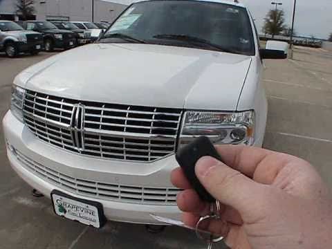 2011 Lincoln Navigator Limited Edition Start Up, Exterior/ Interior Review