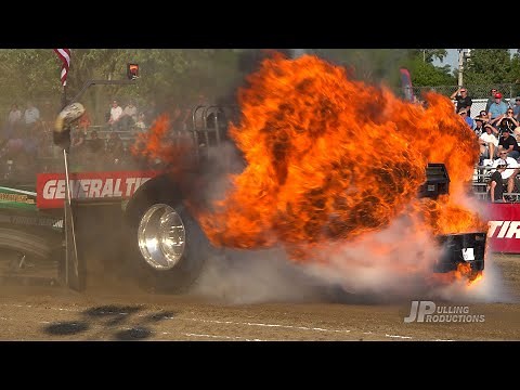 2021 Tractor & Truck Pulling - Battle at the Fort - Friday Highlights