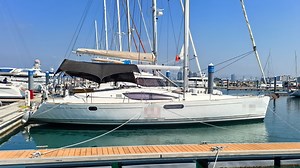 Jeanneau 50 DS帆船