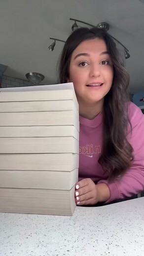 Throne of Glass Series Review: Fantasy Book Talk