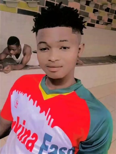 Vidéos de Zepekenio (@zepekenio8972) avec son original - Zepekenio