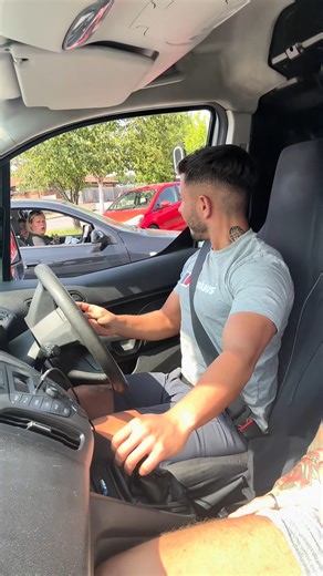 1.2M views · 11K reactions | How to confuse people 藍邏 #prank #face #car #funny #comedy #barber #pullingfaces #gold | Mitchyandmatty | Facebook