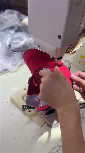 Post Bed Sewing Machine