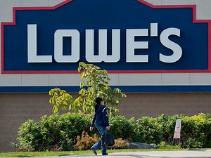 Lowe’s Canada posts third straight year of double-digit sales growth ahead of Rona merger