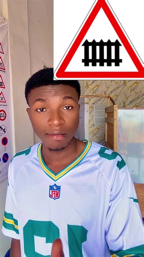 Passage à niveau : Nom du panneau explicatif