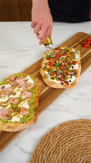 Duo de pinsas garnies | Recette simple avec Grille extensible pour four de Durandal