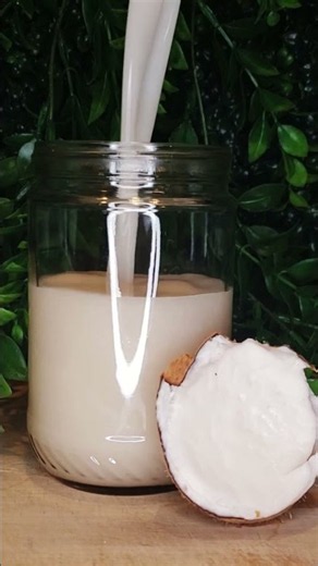 🥥 How to Make Homemade Coconut Milk