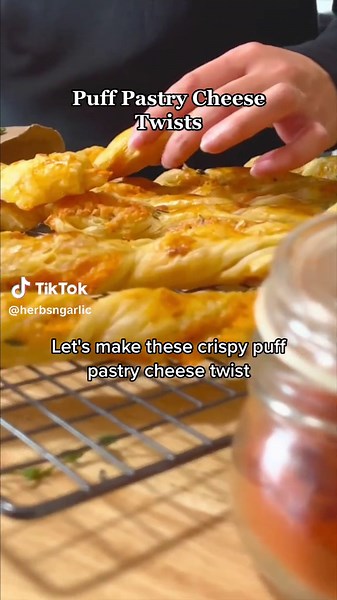 Delicious Puff Pastry Cheese Twists Recipe