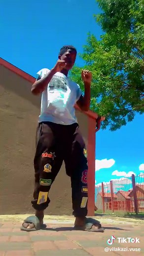Vilakazi vuse (@vilakazi.vuse)’s videos with original sound - Official.Swaggino_