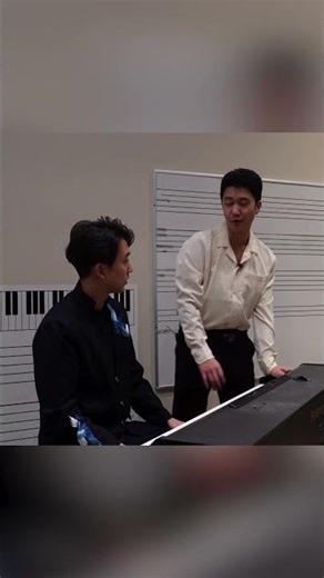 This is how you INVERT A CHORD #piano #aylexpianoacademy