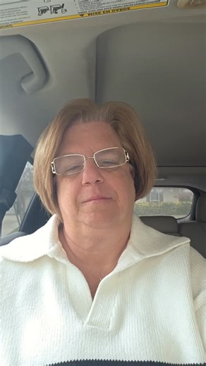 Less house. More life. Imagine that. Empty nesting isn’t about losing space — it’s about gaining freedom. And I’m here to help you find the home that matches this season of life. 💛🏡 Helping families move in and around Fort Worth Fort Worth TX Fort Worth Realtor Fort Worth Real Estate | Kelly Horne, United DFW Properties Realtor