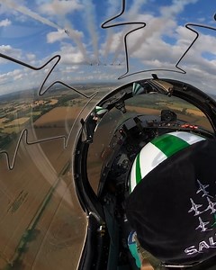 WOW! 😮 What would you trade to be inside the cockpit to watch every switch, every manoeuvre, and that breathtaking view? This is what a pilot sees. ✈️👀 | The Royal International Air Tattoo