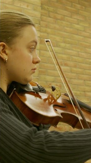 Inside the Lesson: Caroline Coade, Associate Professor of Viola #umicharts #viola #music #teaching