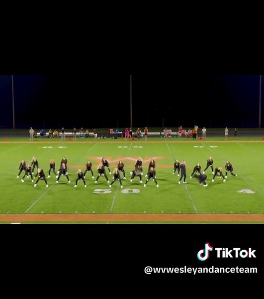 Exciting Homecoming Dance Routine with Bob the Bobcat