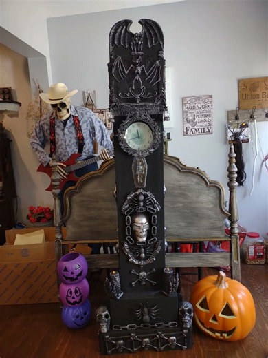 Cardboard Grandfather Clock #halloween #crafts #diy