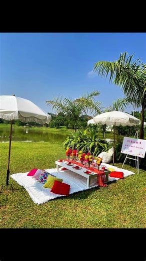 Multi colored picnic #picnicplacesinkampala #picnicplacesinuganda