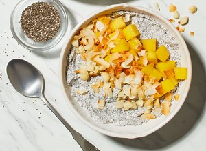 A Customizable Overnight Chia Pudding Recipe