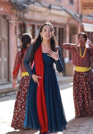 Badalu Pariko Deshaima: Music Video Insights