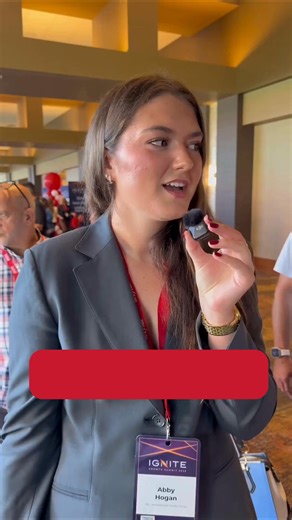 Following the launch of our refreshed brand, we asked our agents to sum up HomeSmart’s new look in just one word. 🎤 ➡️ Now we want to hear from you! What’s the one word that comes to mind when you see our rebrand? #HomeSmart #RealEstate | HomeSmart