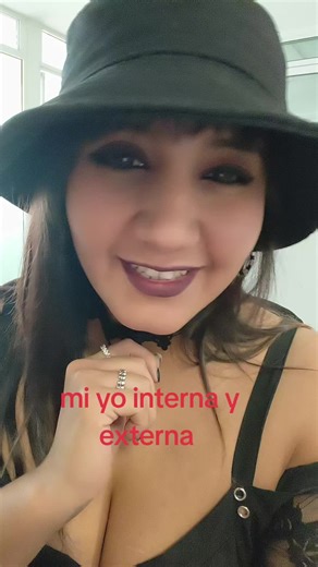 a mi me pierden poco a poco, cuando menos lo notan, no es que les pasara todo o me faltara caracter, solo aprendia a irme de ahi, sin dejar de sonreir