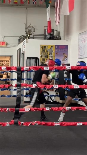 “Smash” aka Octavin Turner🥷🏽🥊 on Instagram: "I’m Nice with it❗️"