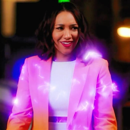 The Speed Force gives Iris speed #theflash #iriswest #barryallen #shorts